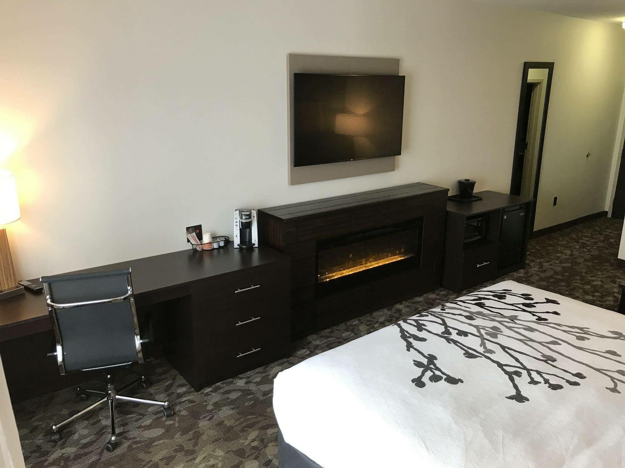 Sleep & - Goshen Hotel 3*